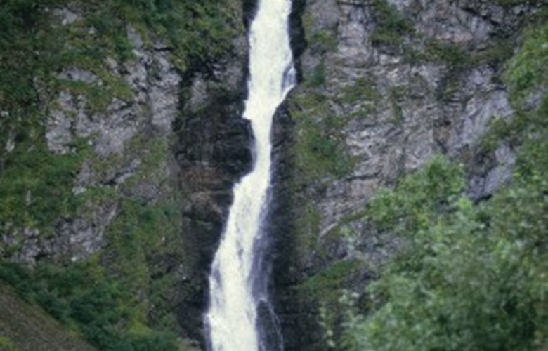 The waterfall of Stalheimsfossen has a drop in elevation of 126 metres. 
 