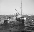It was the spring herring fisheries that led to the founding of the city. However, the fisheries varied from one year to another, and the city never became the dominating fishing harbour that people had hoped for. In the 1950s, however, the herring fisheries were extremely rich, and with the road building and industrial development, the city flourished. The picture is taken on the herring fishing ground at Sendingane in February 1955. 