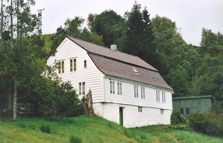 The Wiese house as it looked in the summer of 2002.