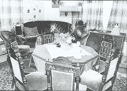 These pieces of plush furniture came to the bailiff farm when Th. Beyer resided there. The table is octagonal.
