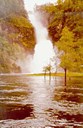 Close to the farmyard at Mo is Huldefossen waterfall, which is one of the most beautiful waterfalls in the county, and the most popular tourist attraction in Førde.
Dating: 1988 <br/>.
Owner: In <i>Sogeblad frå Førde kommune <br/>.</i>
Photographer: Unknown.
