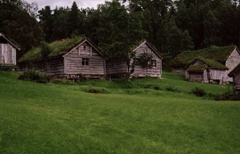 The main part of the open air museum is built as a typical two-divided common farmyard from around 1850. In addition to the houses it has been important to recreate a typical landscape.