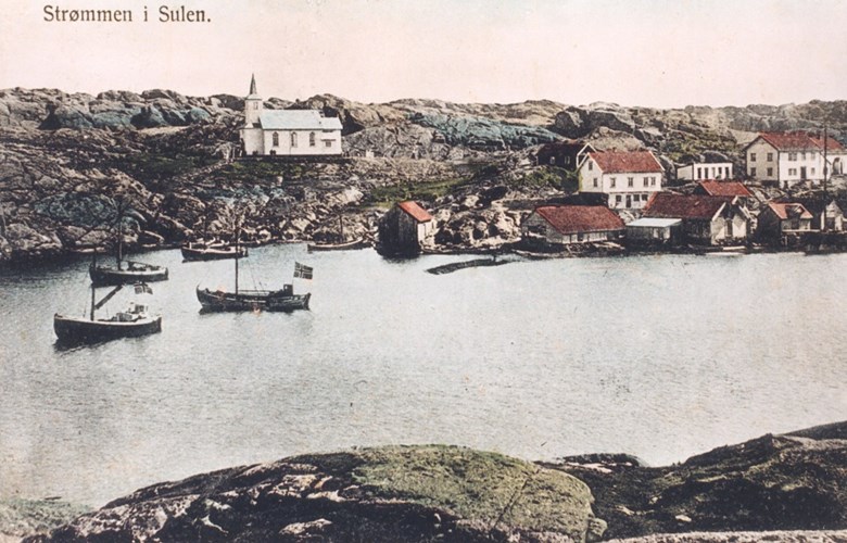 Straumen in Solund. From this farm also several young people found their way to Nordland in the late 1880s and stayed there. The picture was taken around 1910-15, probably on a red-letter day at the church.
