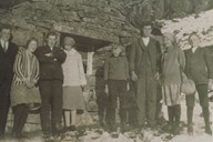 Some youths on a Sunday outing to Skogadalen. From left to right: Åge Lote, Solfrid Rundshaug, Olav Dybedal, Trine Dybedal, Rasmus Lote, Kåre Almenning, Sigrid Dybedal and Audun Dybedal.