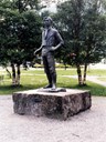 The statue of Alfred Maurstad at Nordfjordeid, made by the sculptor Arnold Haukeland and unveiled on 17 June 1977.
