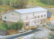 The old facility in 1998.
